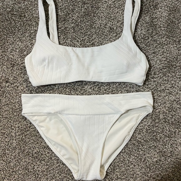 Aerie Swimsuit - Picture 1 of 2